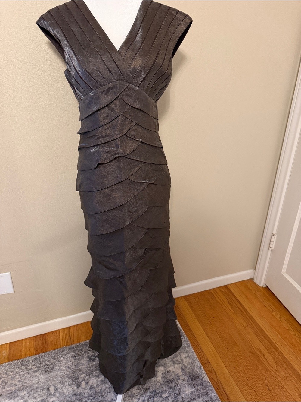 Elegant Black Tiered V-Neck Evening Gown
